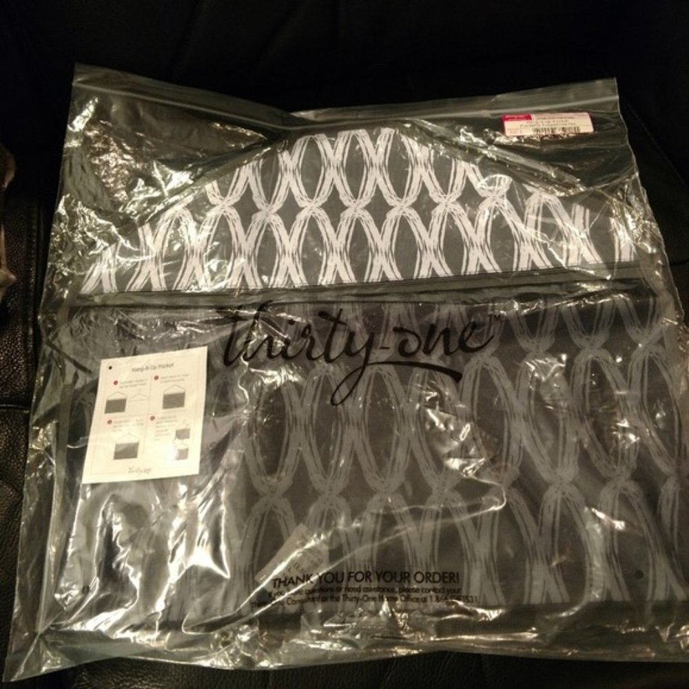 Thirty-One Hang-It-Up Pocket